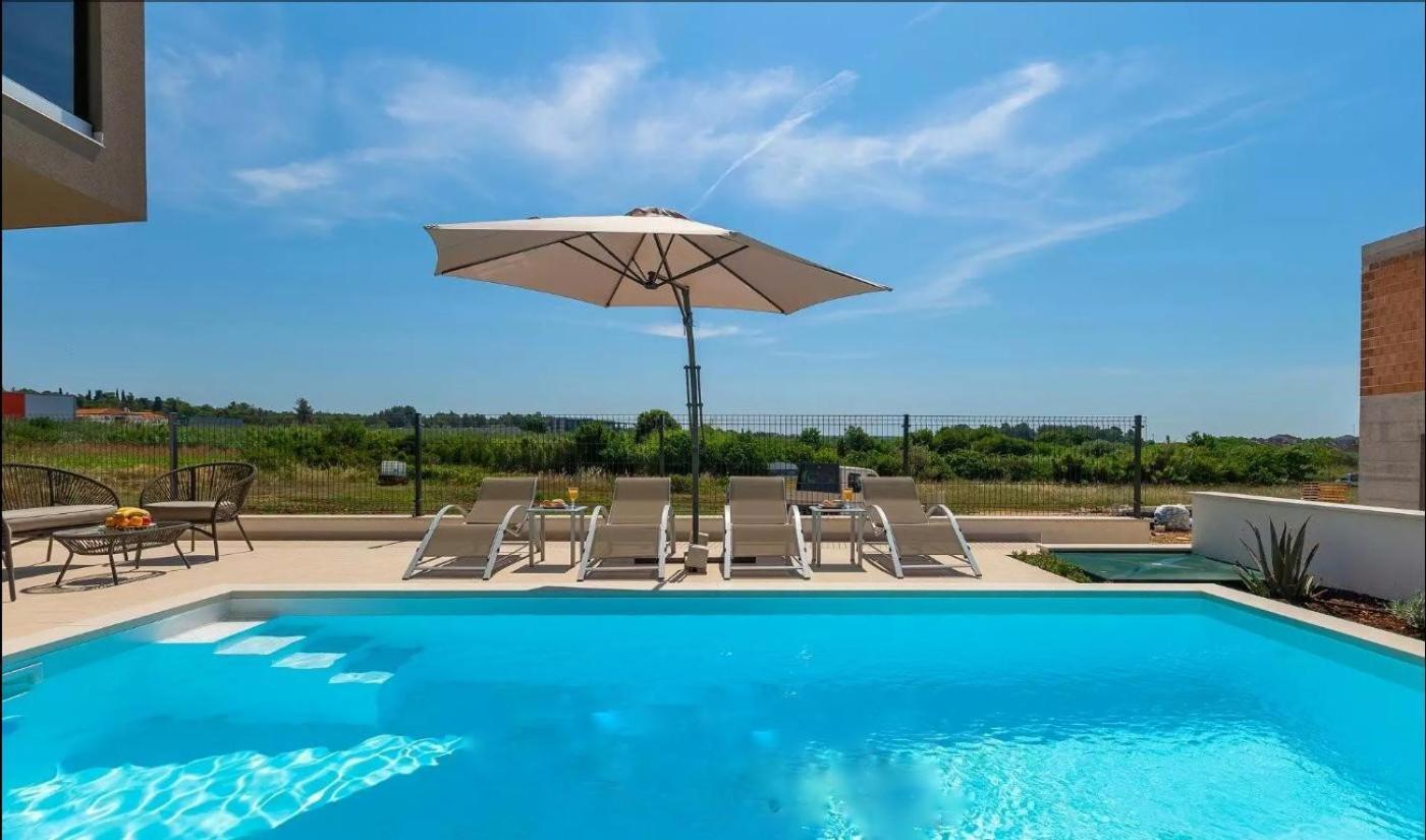 Villa Esmeralda II By Seeadria Agency Novigrad  Exterior photo