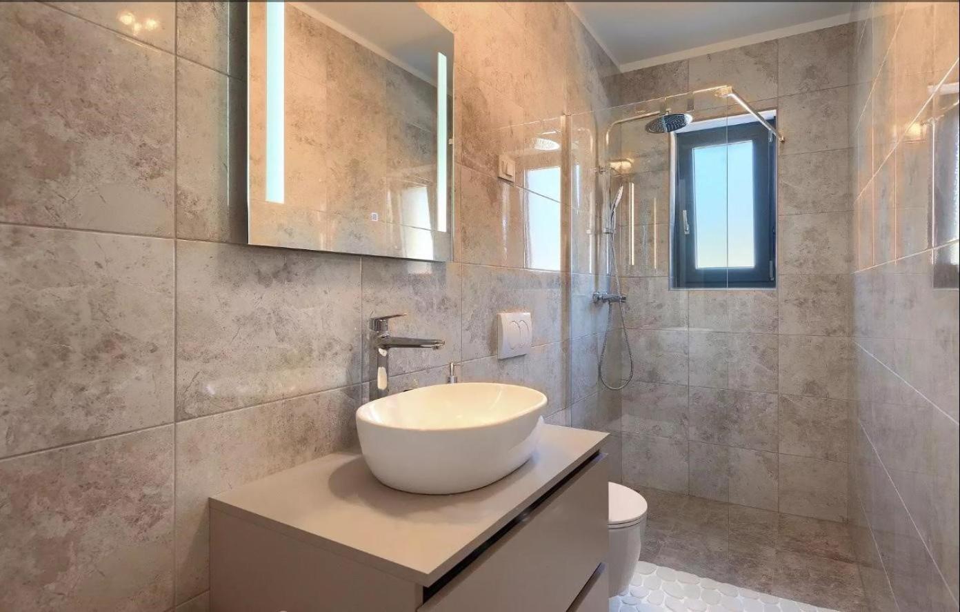Villa Esmeralda II By Seeadria Agency Novigrad  Exterior photo